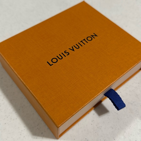 Louis Vuitton #326 Lock & Key with LV Small Box EUC - Picture 7 of 8